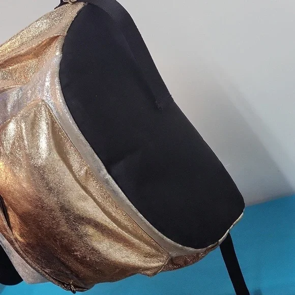 Justice Backpack - Picture 7 of 12